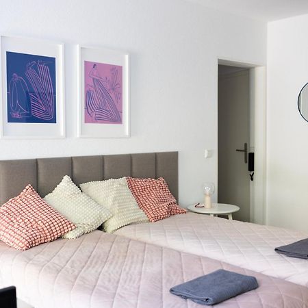 Central Apartment With Terrace And A Free Parking Duisburg Exterior photo