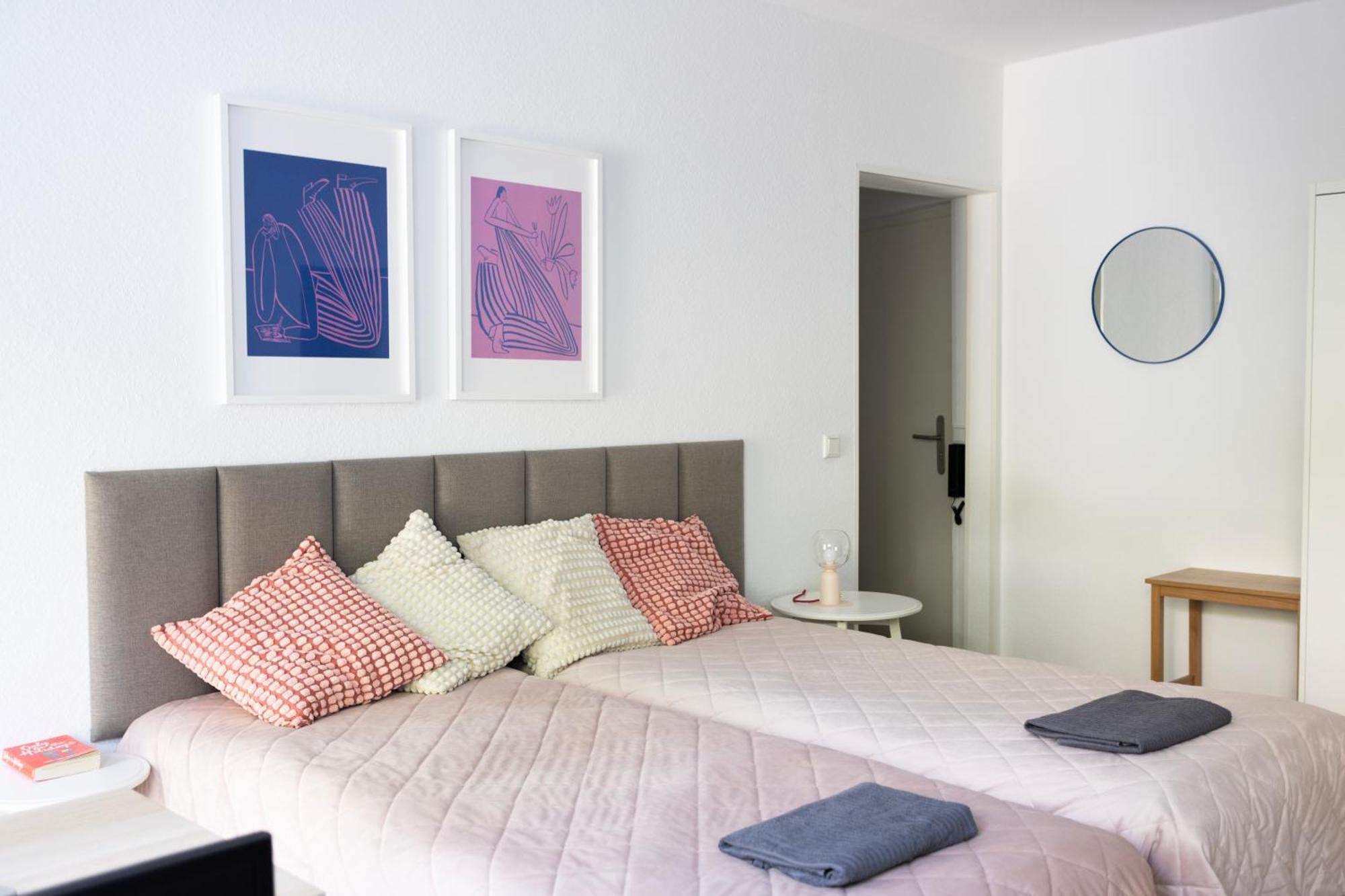 Central Apartment With Terrace And A Free Parking Duisburg Exterior photo